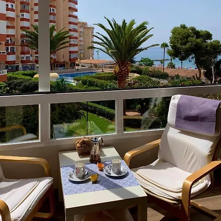Apartamento Al Lado Del Paseo Maritimo Costa Apartment