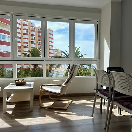 Apartamento Al Lado Del Paseo Maritimo Costa Apartment *